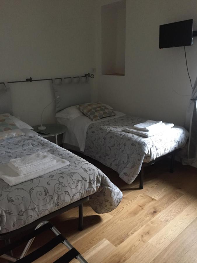 Est Locanda San Ginesio Buitenkant foto