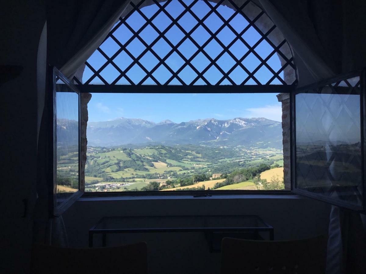 Est Locanda San Ginesio Buitenkant foto