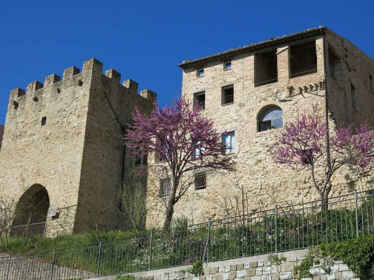 Est Locanda San Ginesio Buitenkant foto